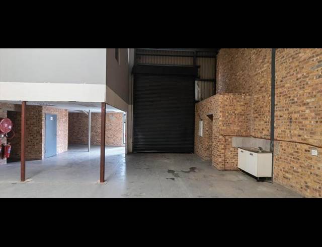 INDUSTRIAL PROPERTY TO RENT IN N4 GATEWAY INDUSTRIAL PARK